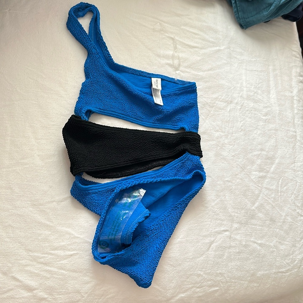Bond-eye BOUND Rico one piece - Picture 3 of 4